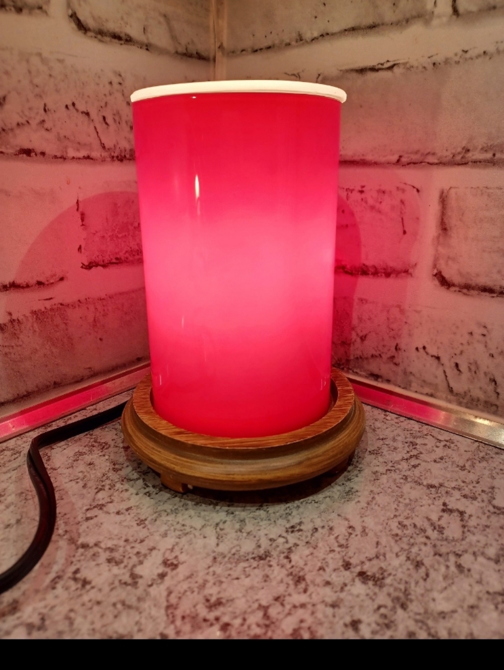 Glossy Red  Simmering Lights Wax Warmer Pink Zebra Woosfrain Brown Base
